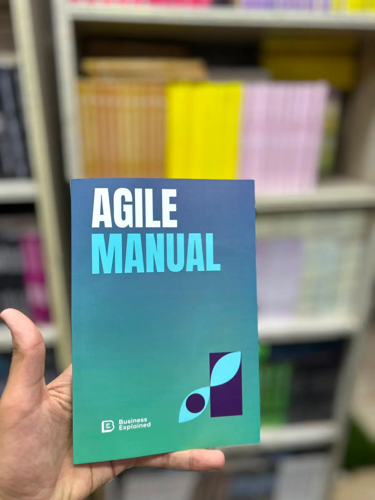 Agile Manual by Business Explained - front cover of the paperback guide to Scrum, Kanban and Lean, available in Pakistan