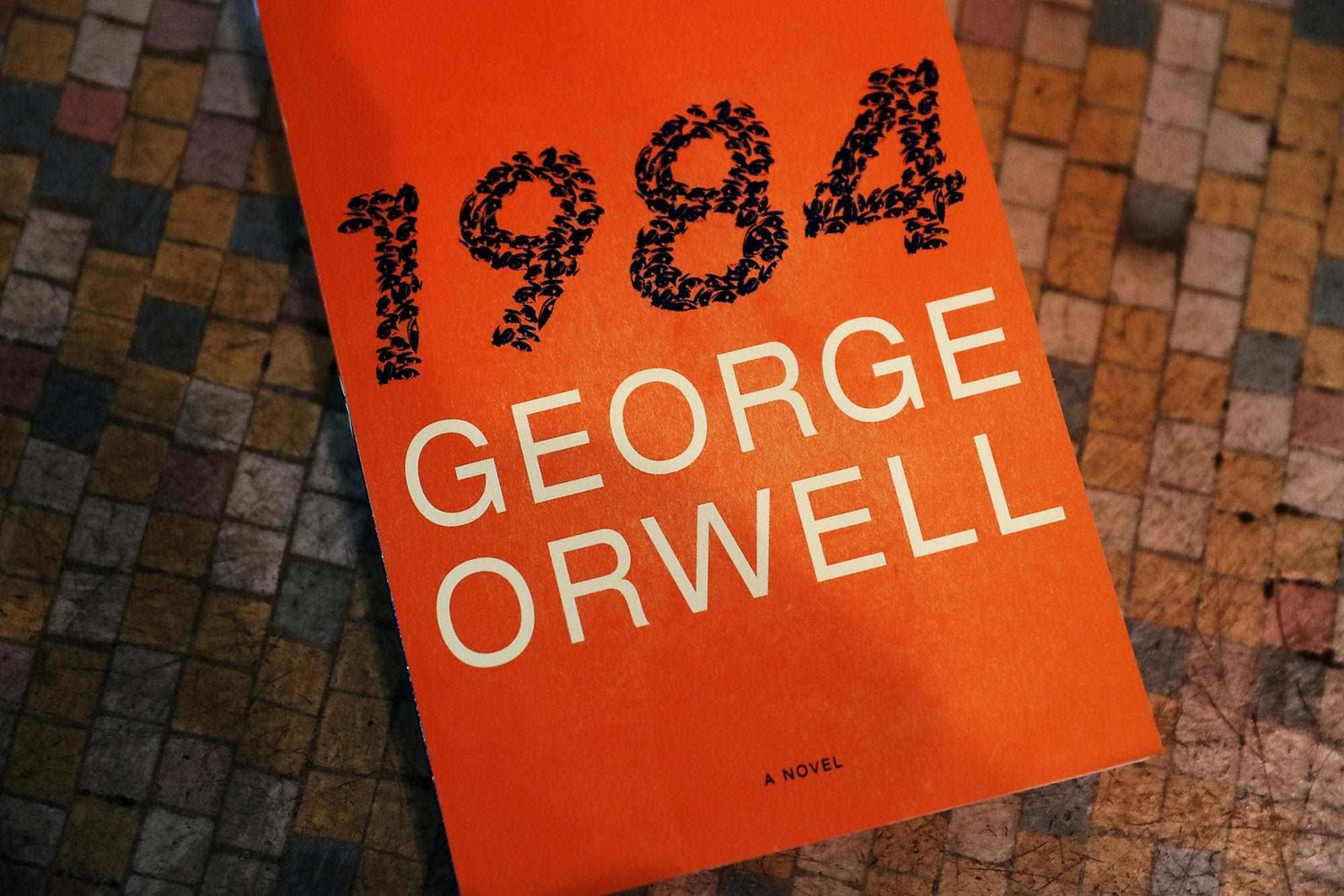 front-cover-1984-by-george-orwell-available-online