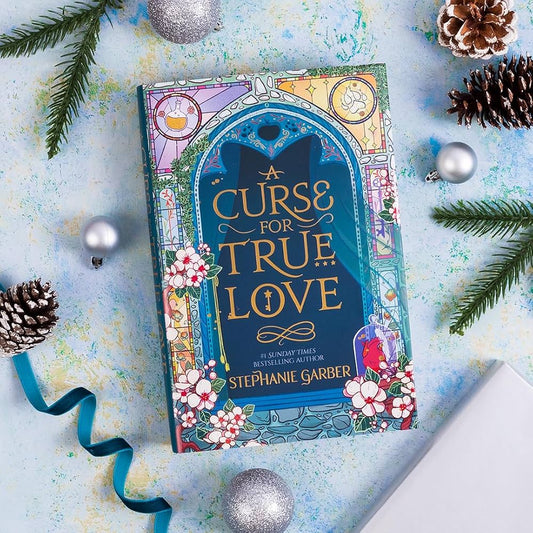 A Curse for True Love by Stephanie Garber - front cover of Once Upon a Broken Heart book 3 paperback, available in Pakistan