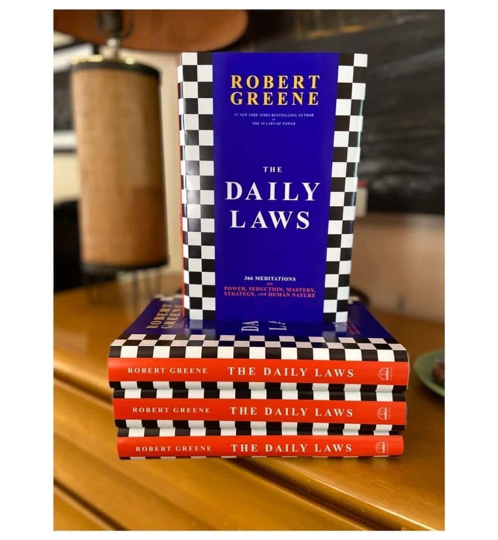 shop-the-daily-laws-366-meditations-on-power-seduction-mastery-strategy-and-human-nature-by-robert-greene-with-free-delivery
